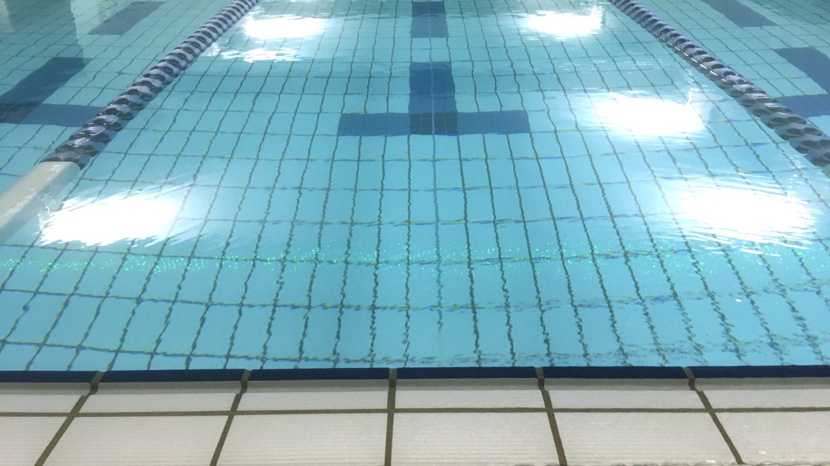 クロールで長く泳ぐためには の水泳練習メニューをご紹介 かとすい トライアスロンスイム オーシャンスイム